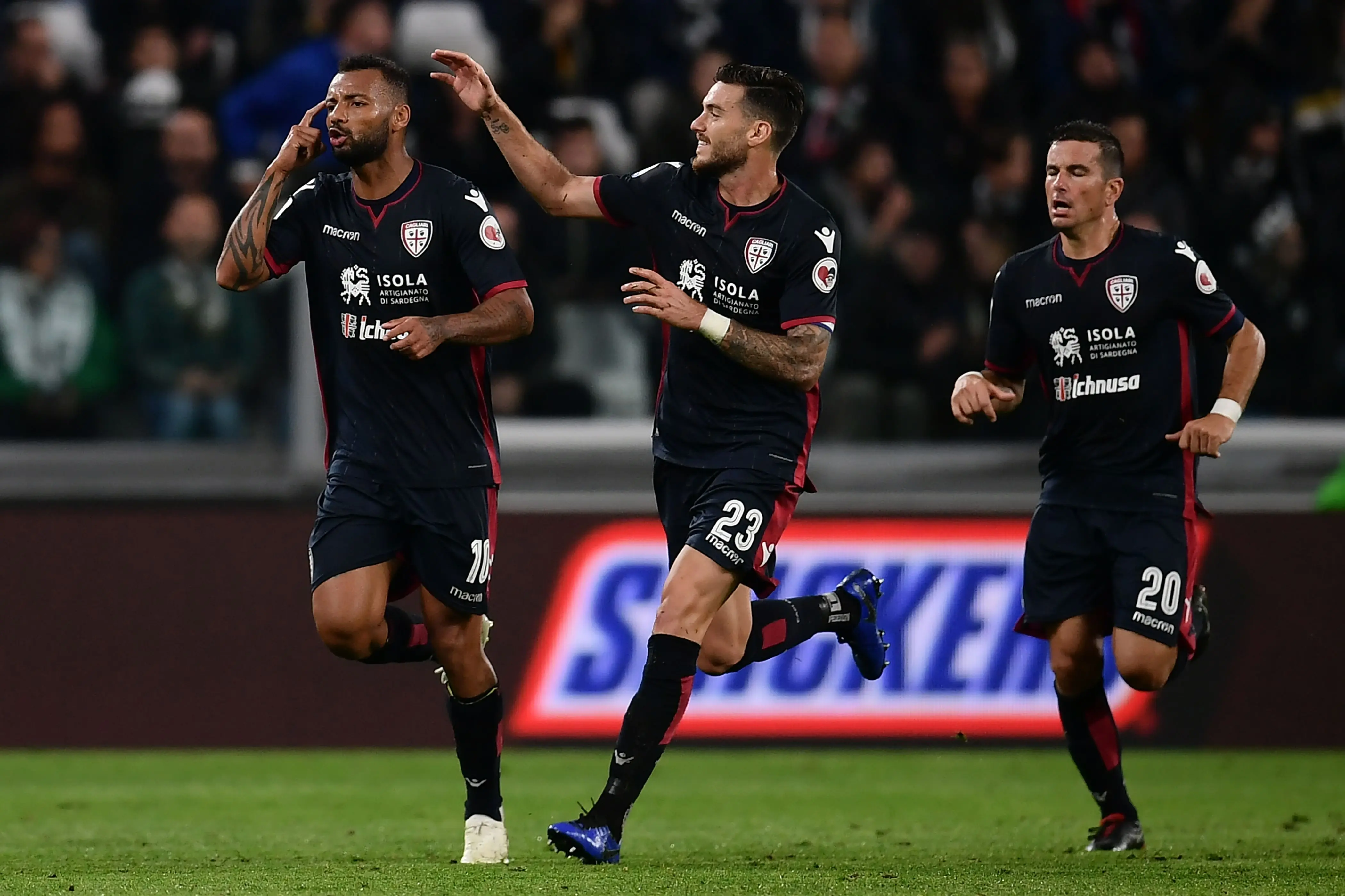 包含AC米兰后防线表现亮眼,实现主场胜利的词条 包含AC米兰后防线表现亮眼,实现主场胜利的词条