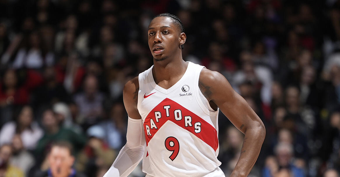 猛龙主场击败雄鹿,取得七连胜! 猛龙主场击败雄鹿,取得七连胜!